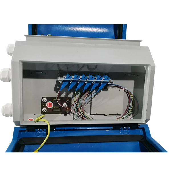 Correct way to connect mobile optical cables